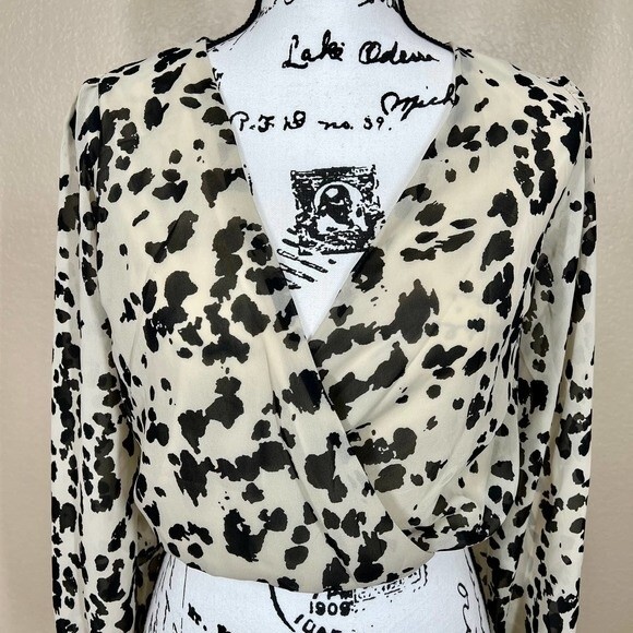 Japna black animal print top tan wrap deep neckline long sleeve blouse size XS - Picture 6 of 10